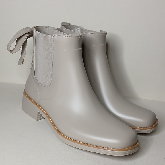 Bernardo Shoes - Bernardo Waterproof Ankle Rain Boots Neutral Chelsea Booties Size 7